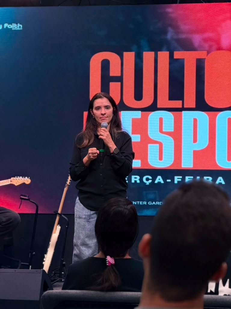 Pregação durante o culto